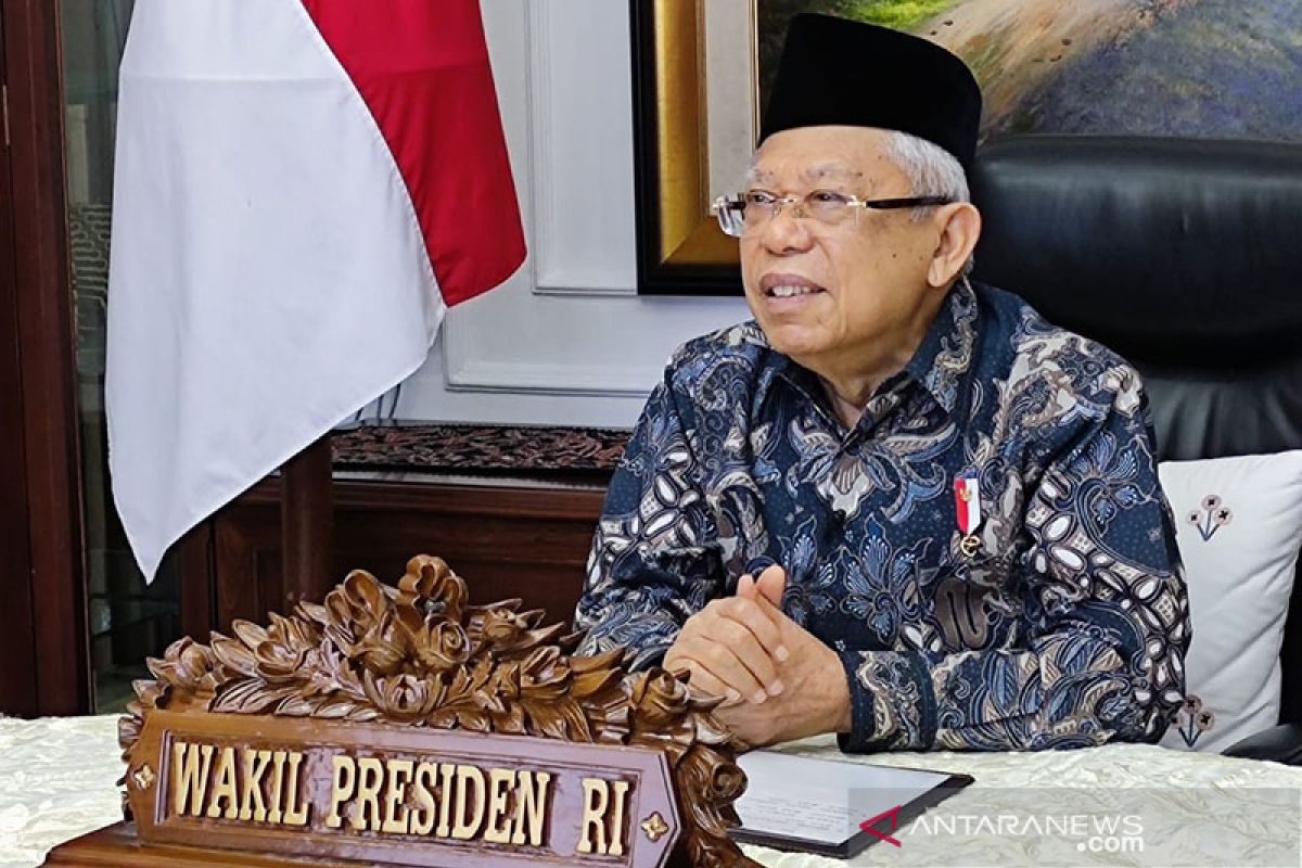 Wapres: Pandemi jangan diperkeruh polemik kehalalan vaksin