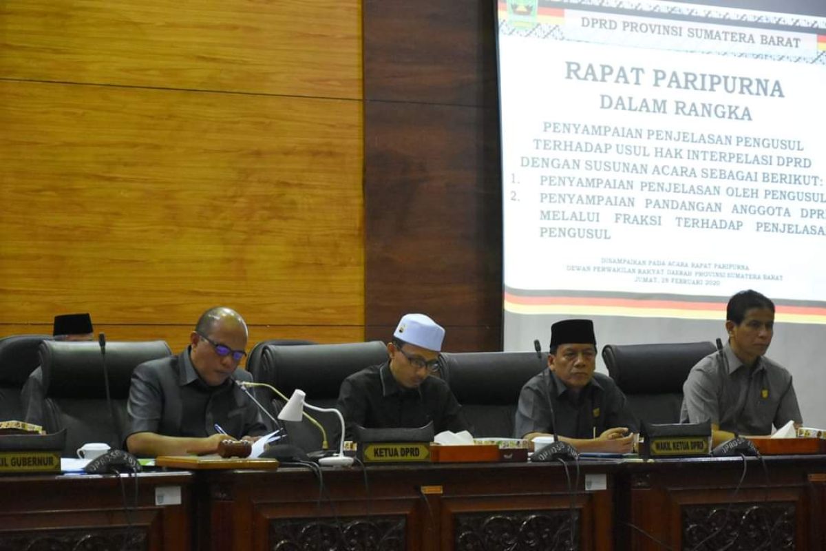 DPRD Sumbar berikan jawaban atas penjelasan gubernur terkait hak interpelasi