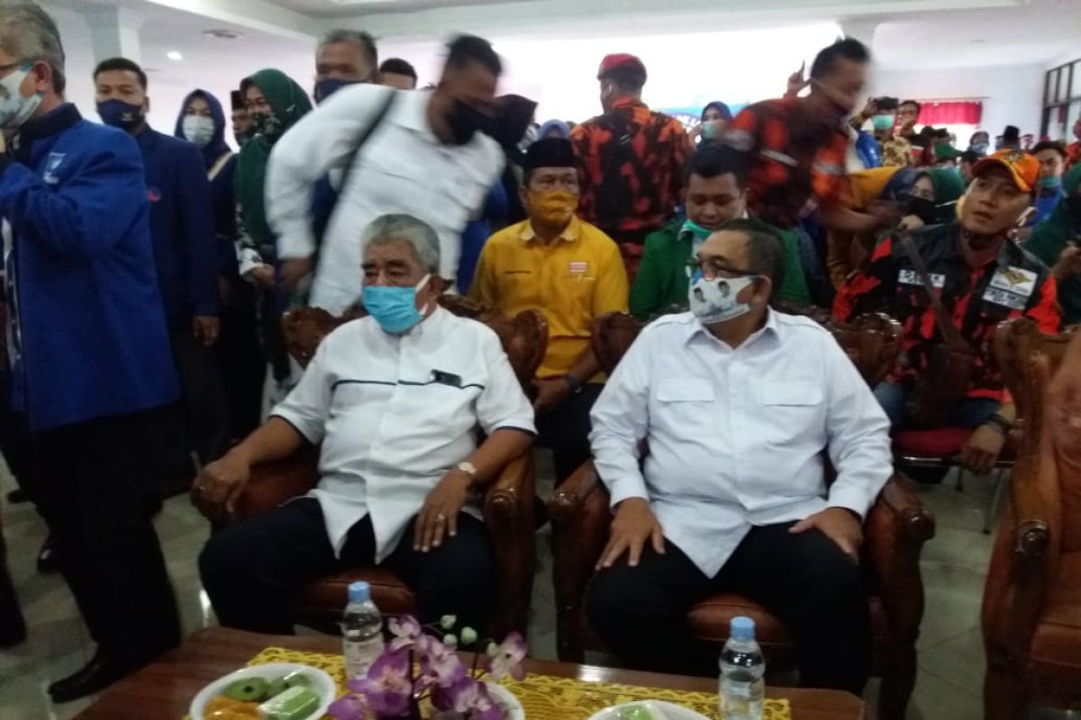 Beda dengan Gubri, Wagubri Edi Natar dukung Alfedri-Husni di Pilkada Siak