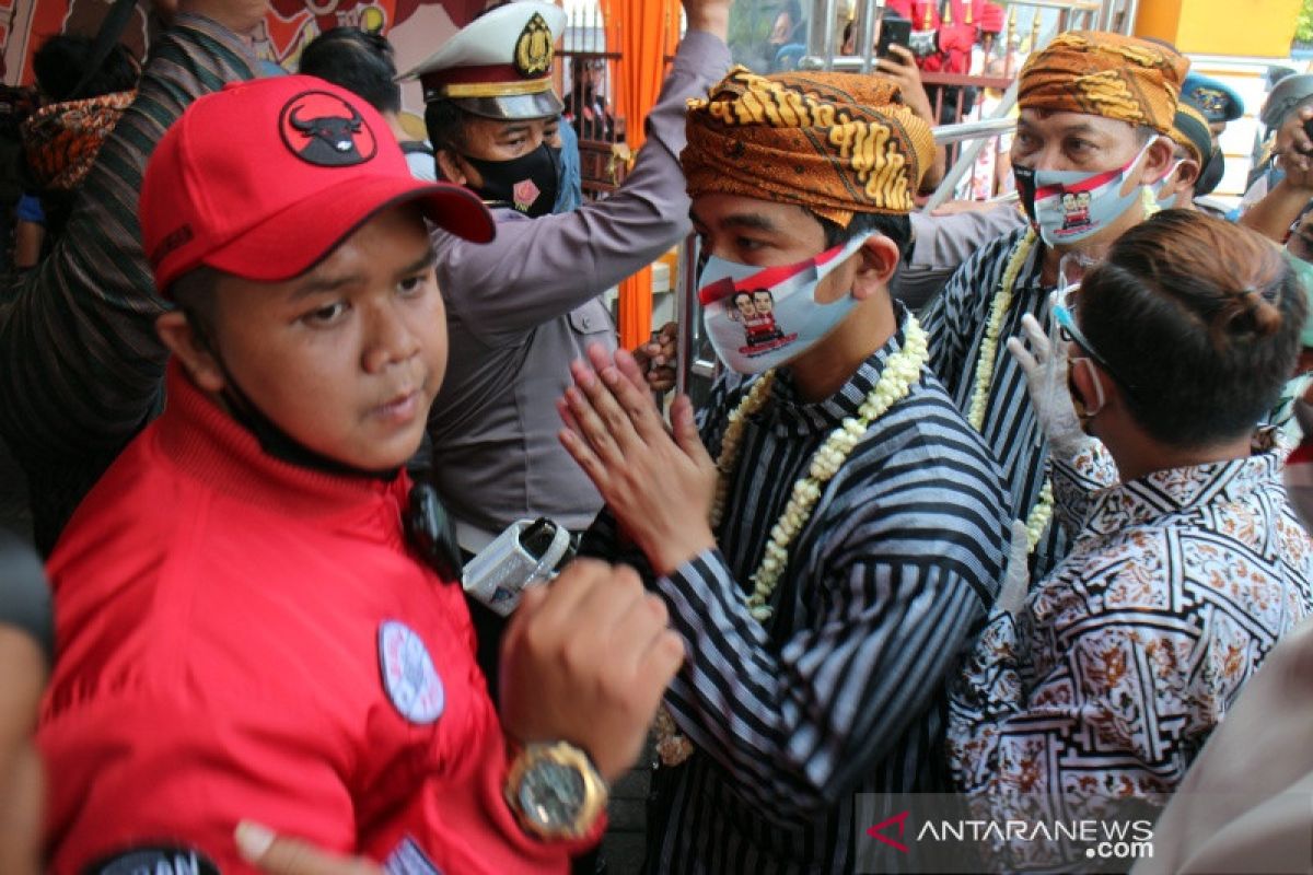 Gibran-Teguh janji ciptakan Pilkada 2020 damai