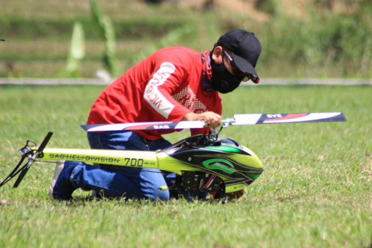 Rintis Desa Wisata Dirgantara, Pemdes Cibangkong Banyumas gandeng klub aeromodeling