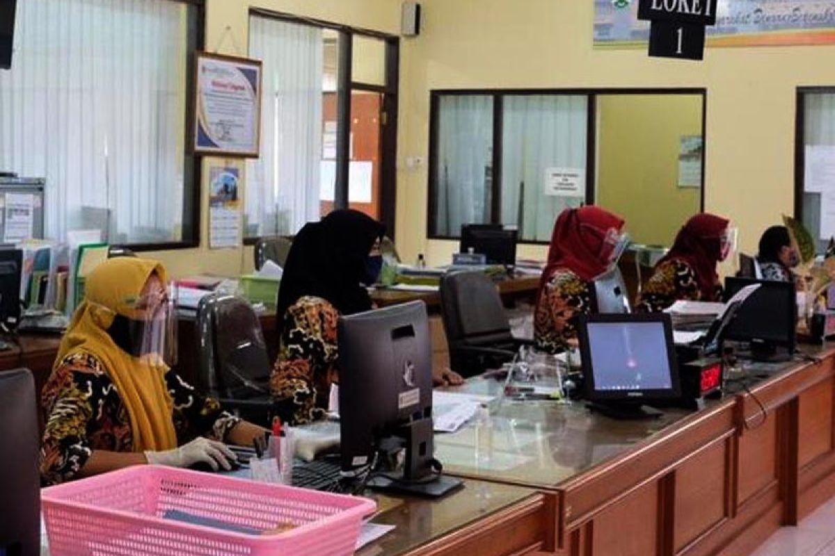 Kantor Disdukcapil Kota Magelang buka kembali pelayanan