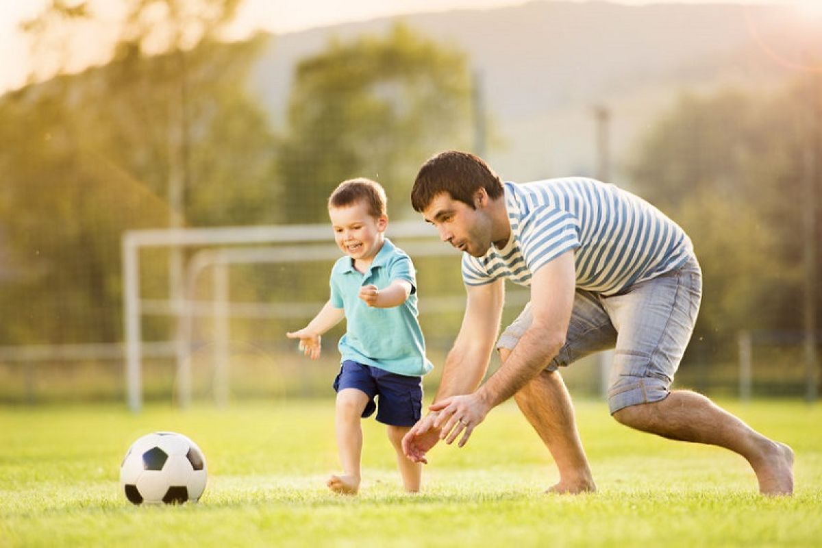 Benarkah ayah berperan besar dalam pengasuhan anak?