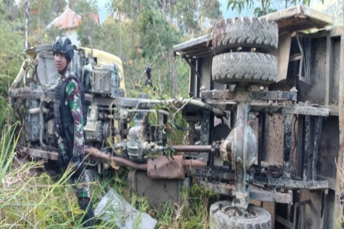 12 personel Yonif 400/R yang terluka dievakuasi ke Jayapura