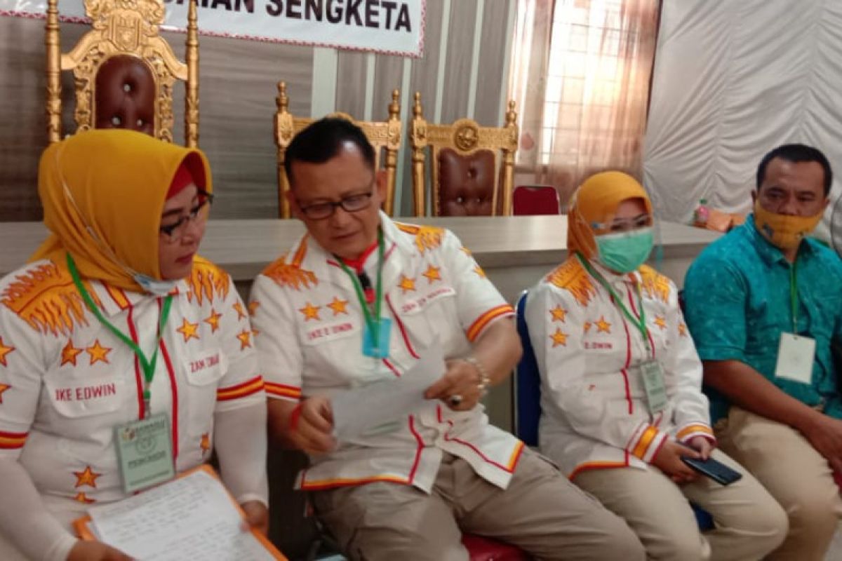 Bakal calon perseorangan Ike-Zam tolak putusan Bawaslu Bandarlampung