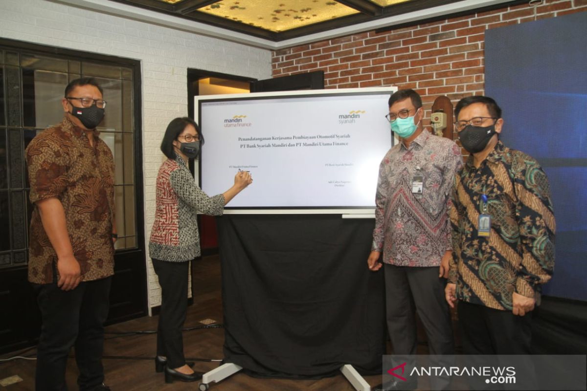 Mandiri Syariah & MUF bersinergi perluas layanan pembiayaan otomotif syariah