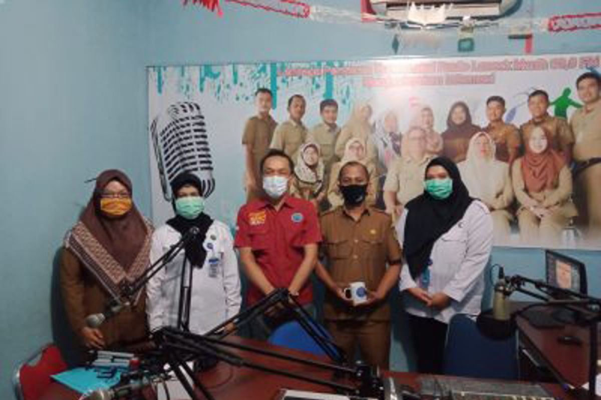 Momentum HANI, BNN Sawahlunto talkshow di LPPL Radio Lansek Manih