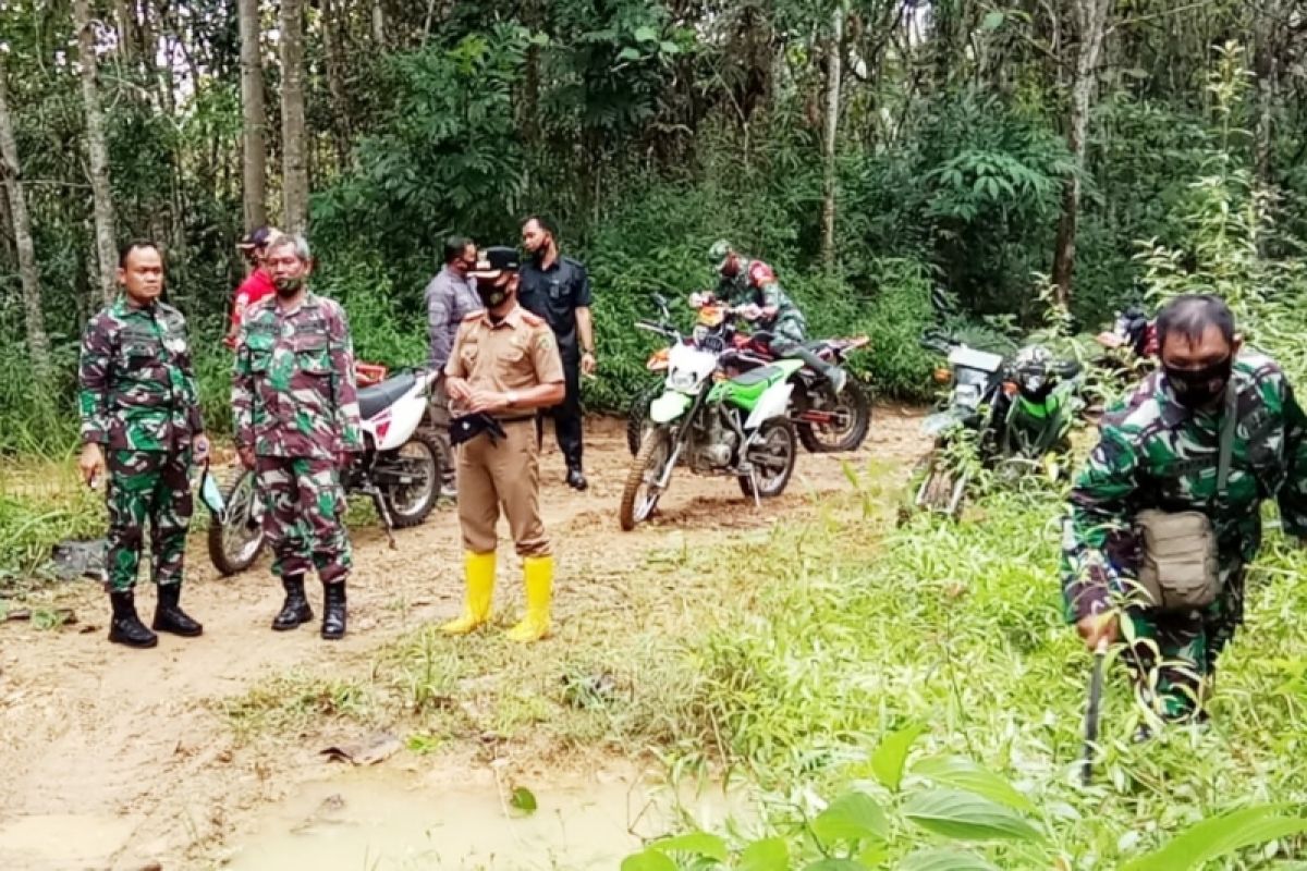 TMMD 109 di Barito Timur bangun jalan di desa ini