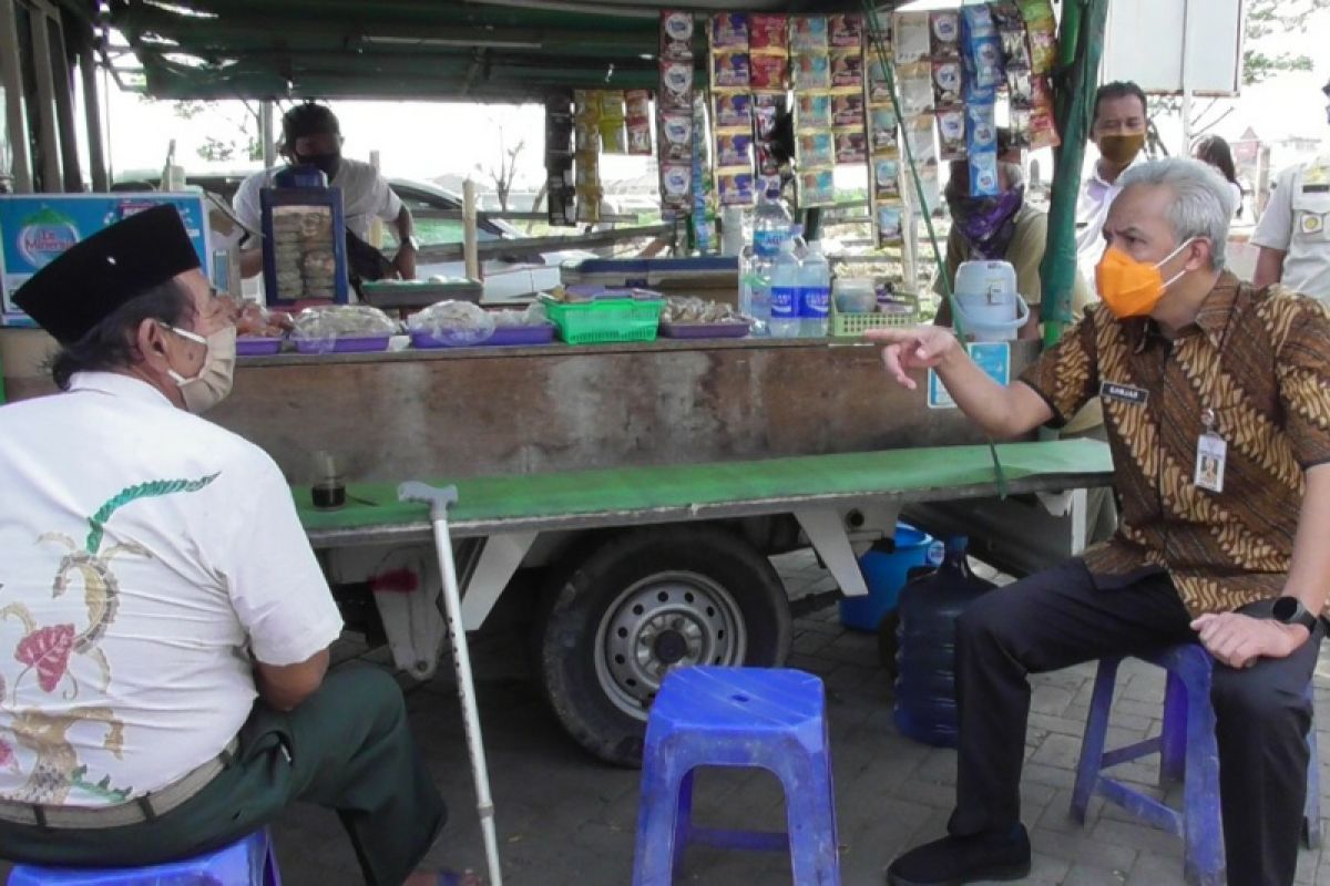 Petugas gabungan masifkan operasi yustisi protokol kesehatan di Jateng