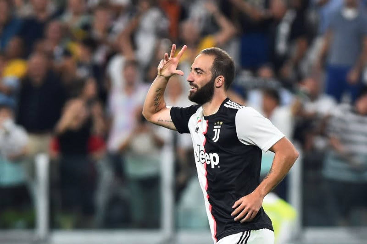 Gonzalo Higuain resmi gabung Inter Miami