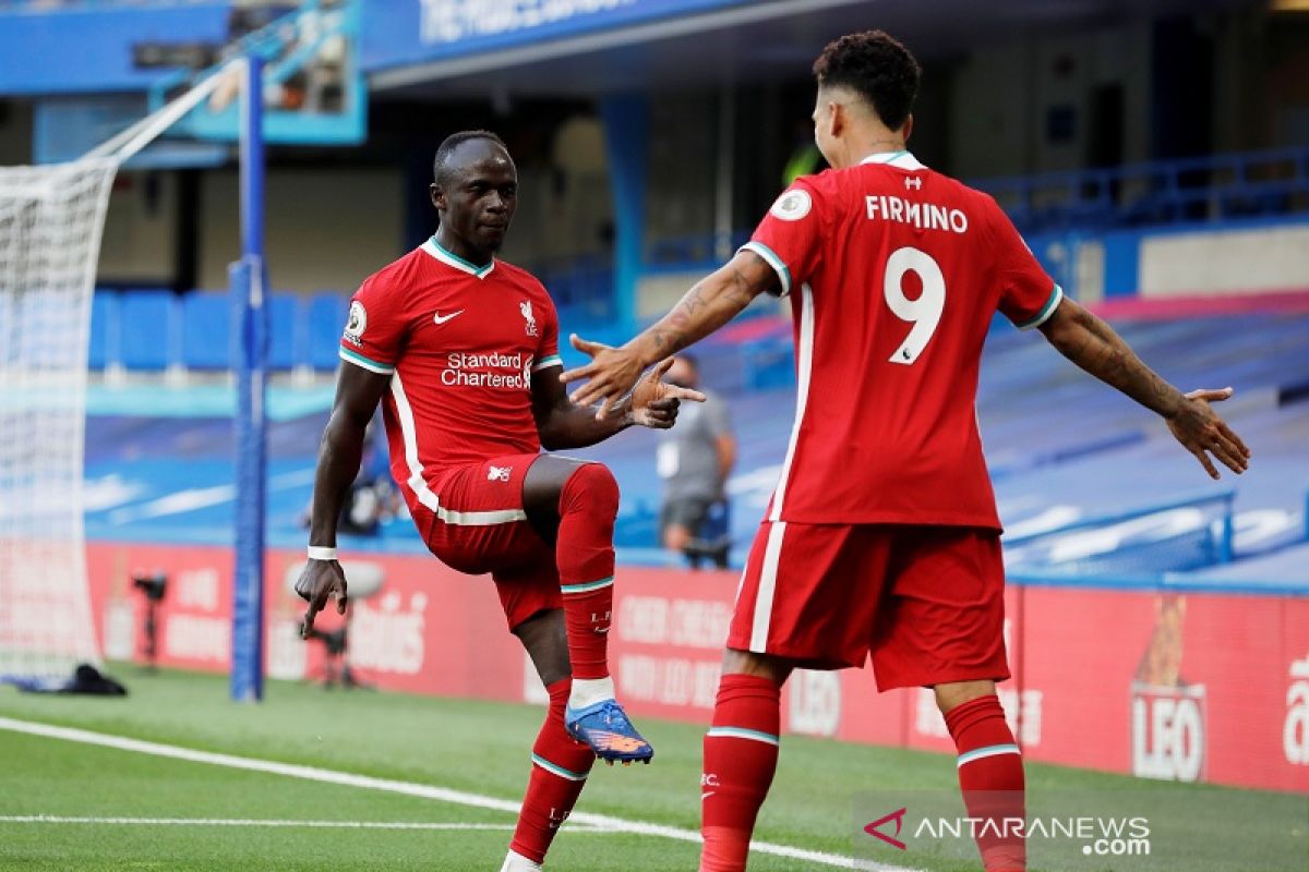 Liverpool bungkam 10 pemain Chelsea di Stamford Bridge