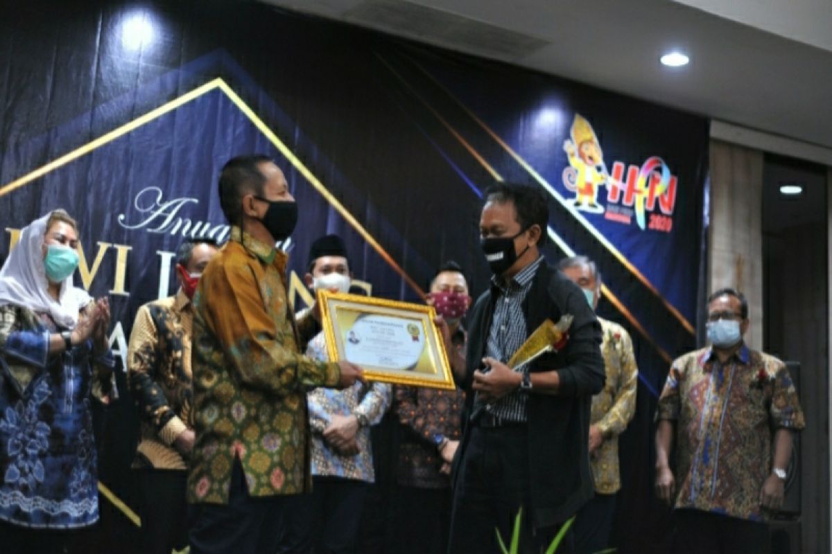 Puncak HPN, 11 tokoh dianugerahi PWI Jateng Award 2020