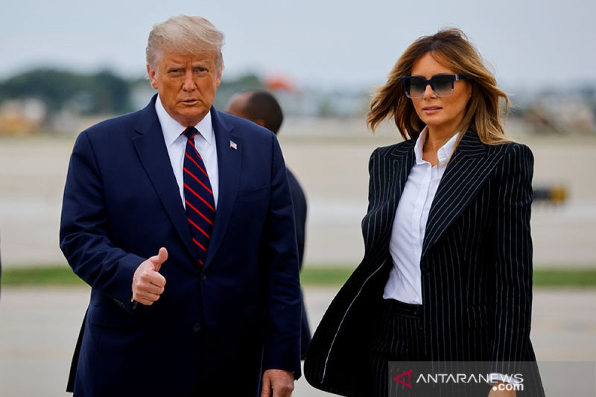 Donald Trump dan istri positif terinfeksi COVID-19