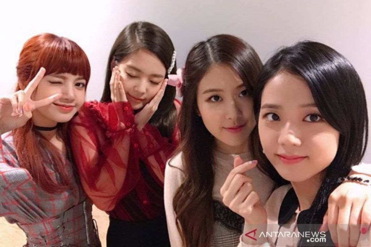 BLACKPINK berkolaborasi bareng rap internasional Cardi B di album perdananya