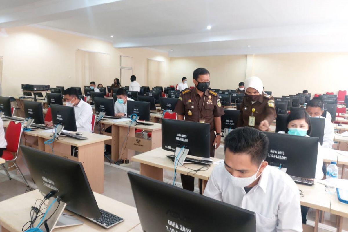 Peserta CPNS Kejati Sulawesi Utara  ikut CBT