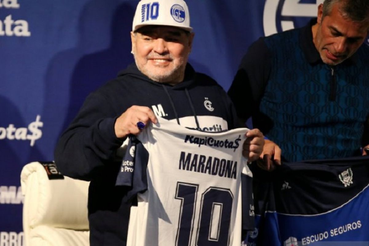 Maradona dirawat di rumah sakit akibat anemia