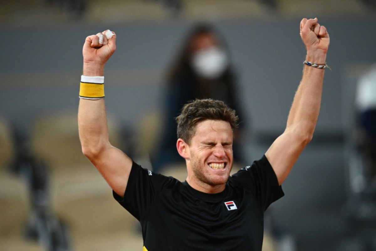 Schwartzman melaju ke semifinal French Open