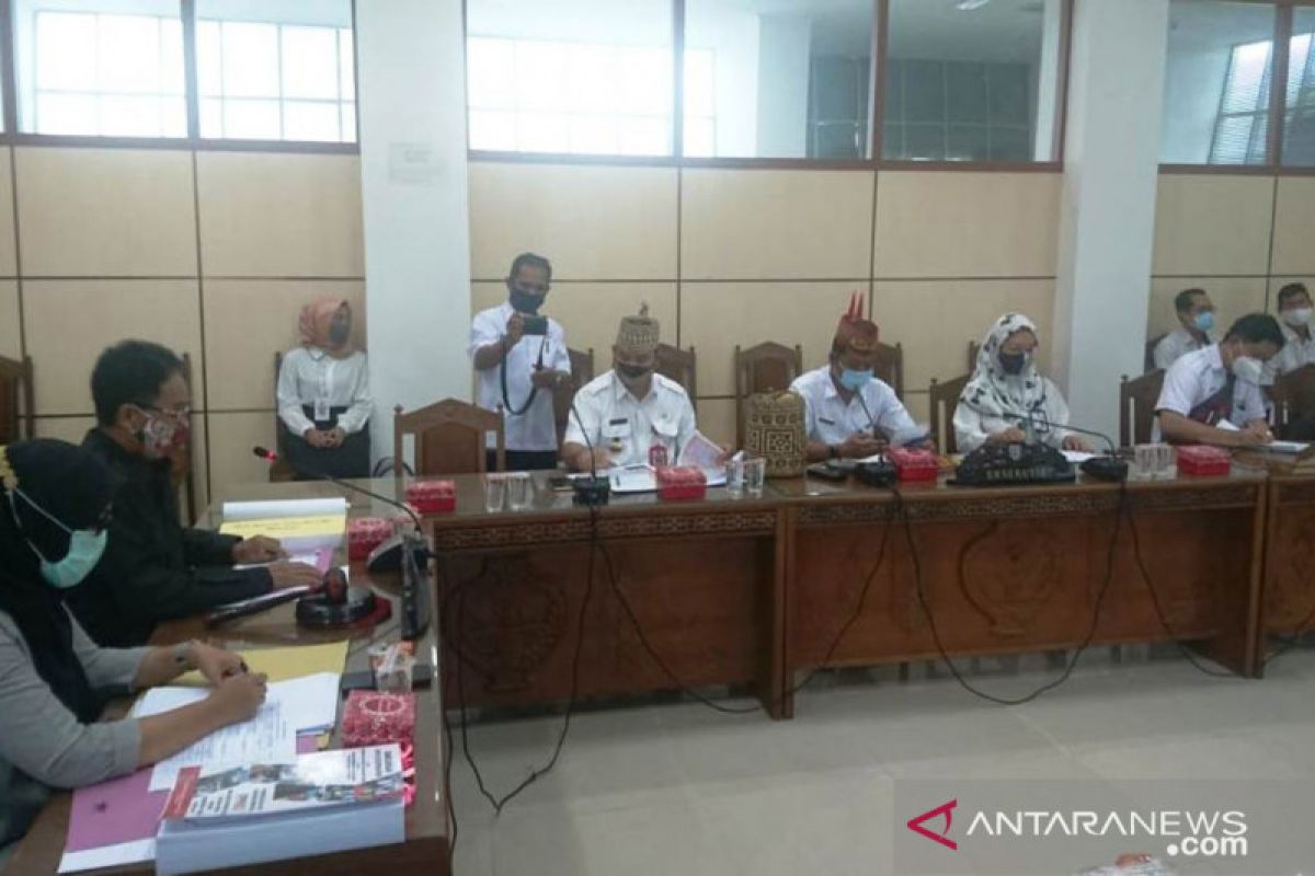 DPRD Kalteng ingatkan Disbudpar siapkan strategi pulihkan sektor pariwisata