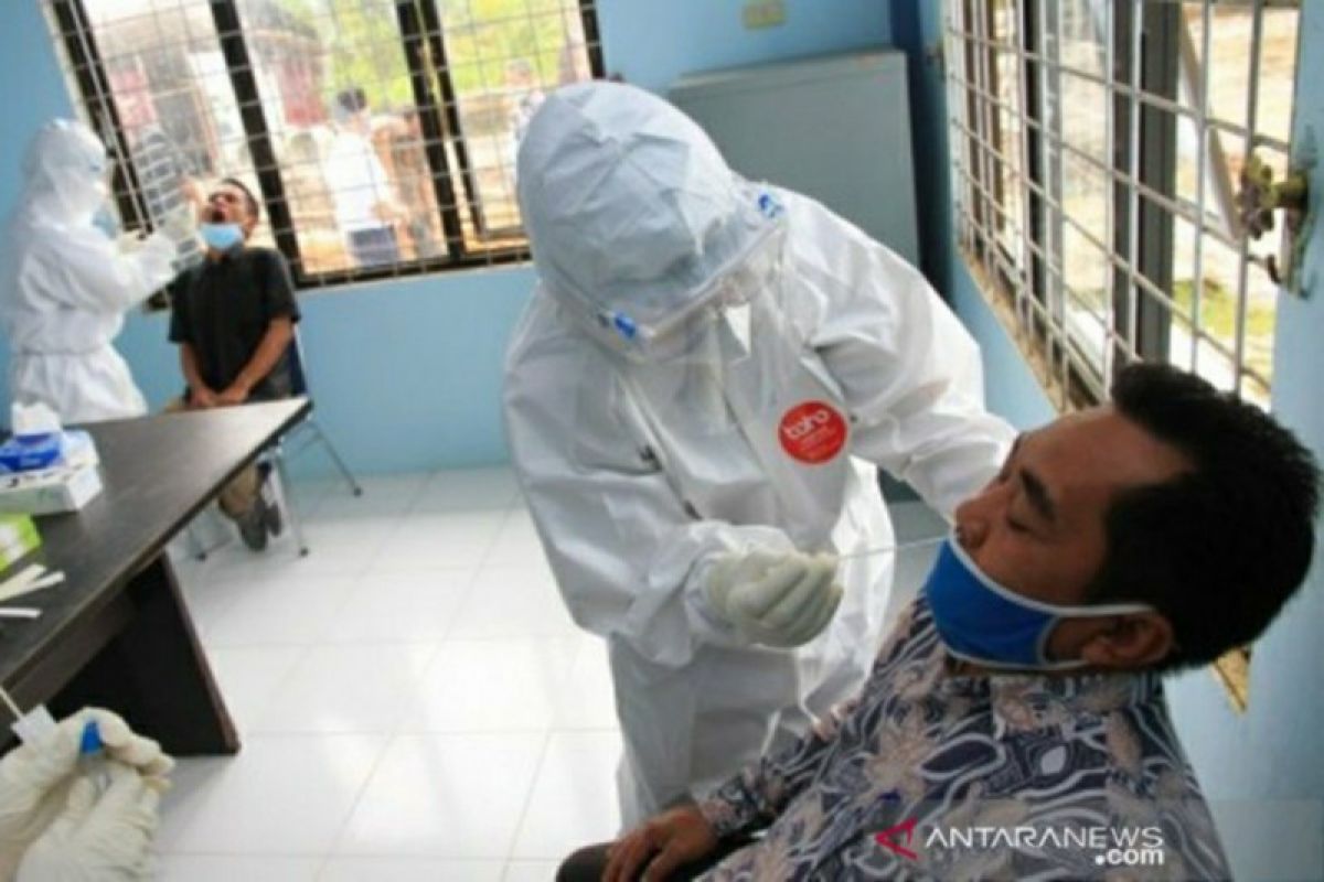 Masih tunggu hasil, Dinkes Bulungan uji petik tes usap di pasar induk.