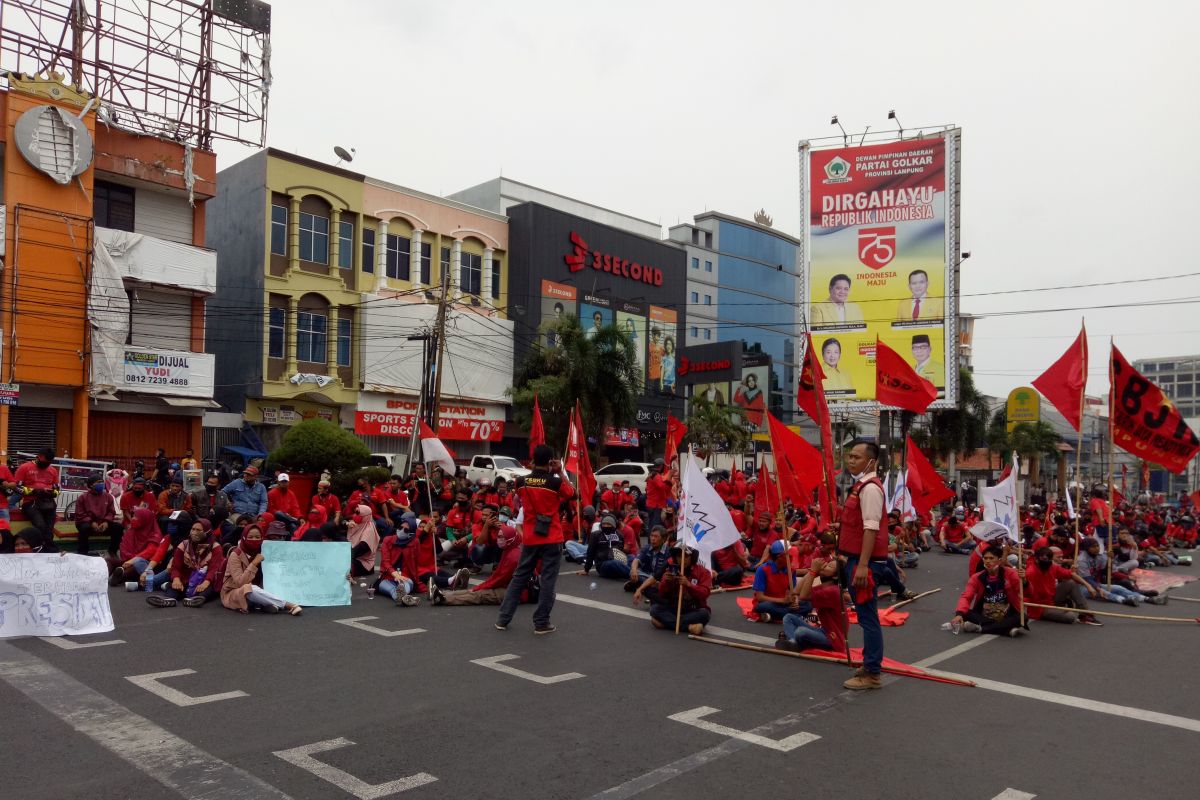 Mahasiswa dan buruh sayangkan perkataan wali kota dalam aksi demo UU Cipta Kerja