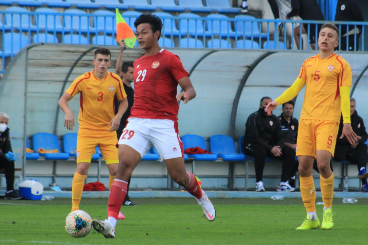 Shin Tae-yong tegaskan pemain Timnas U-19 bisa berganti posisi