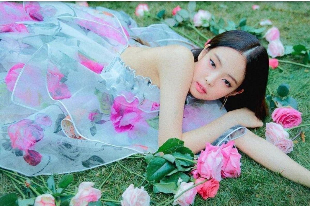 YG buka suara soal Jennie BLACKPINK diduga langgar prokes