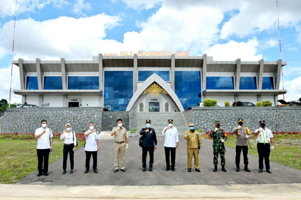 Bandara Haji Muhammad Sidik berikan pengaruh positif terhadap kemajuan Barut dan Mura