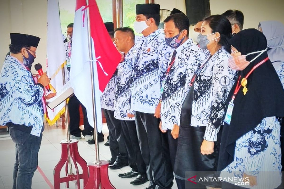 PGRI Kalteng serukan guru tingkatkan sosialisasi protokol kesehatan