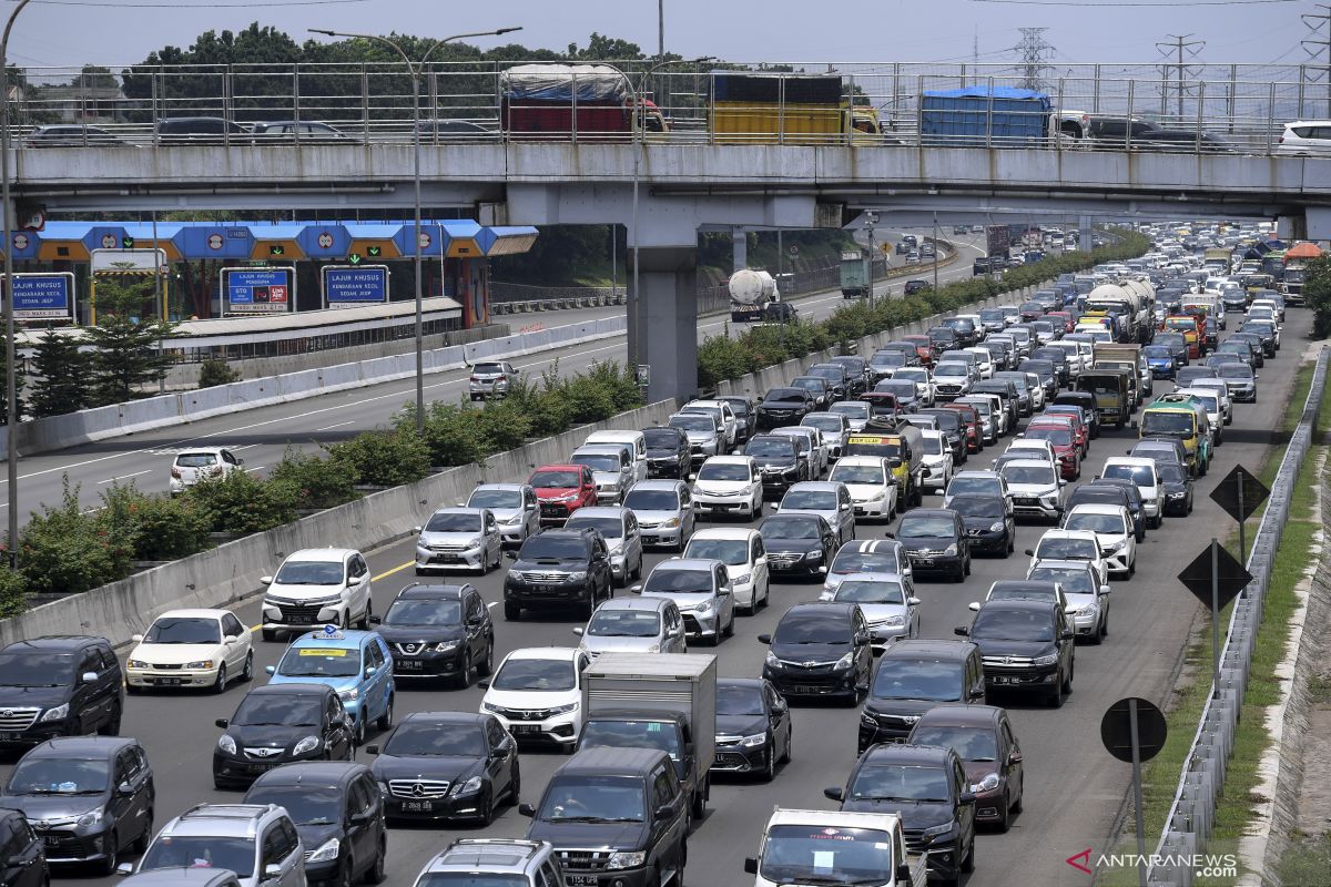 Pemprov DKI imbau warga liburan kembali ke Jakarta sebelum 1 November