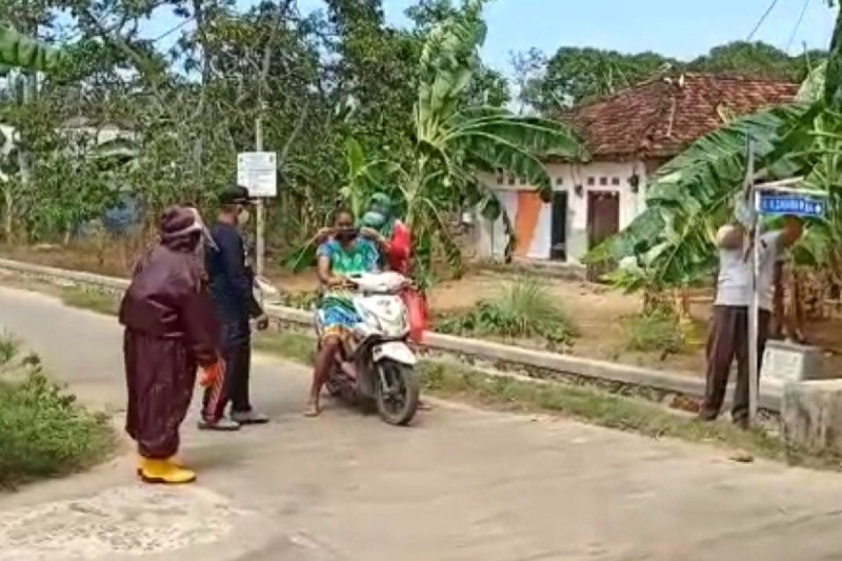 Satgas Jogo Tonggo Karimunjawa jadi garda terdepan adaptasi kebiasaan baru