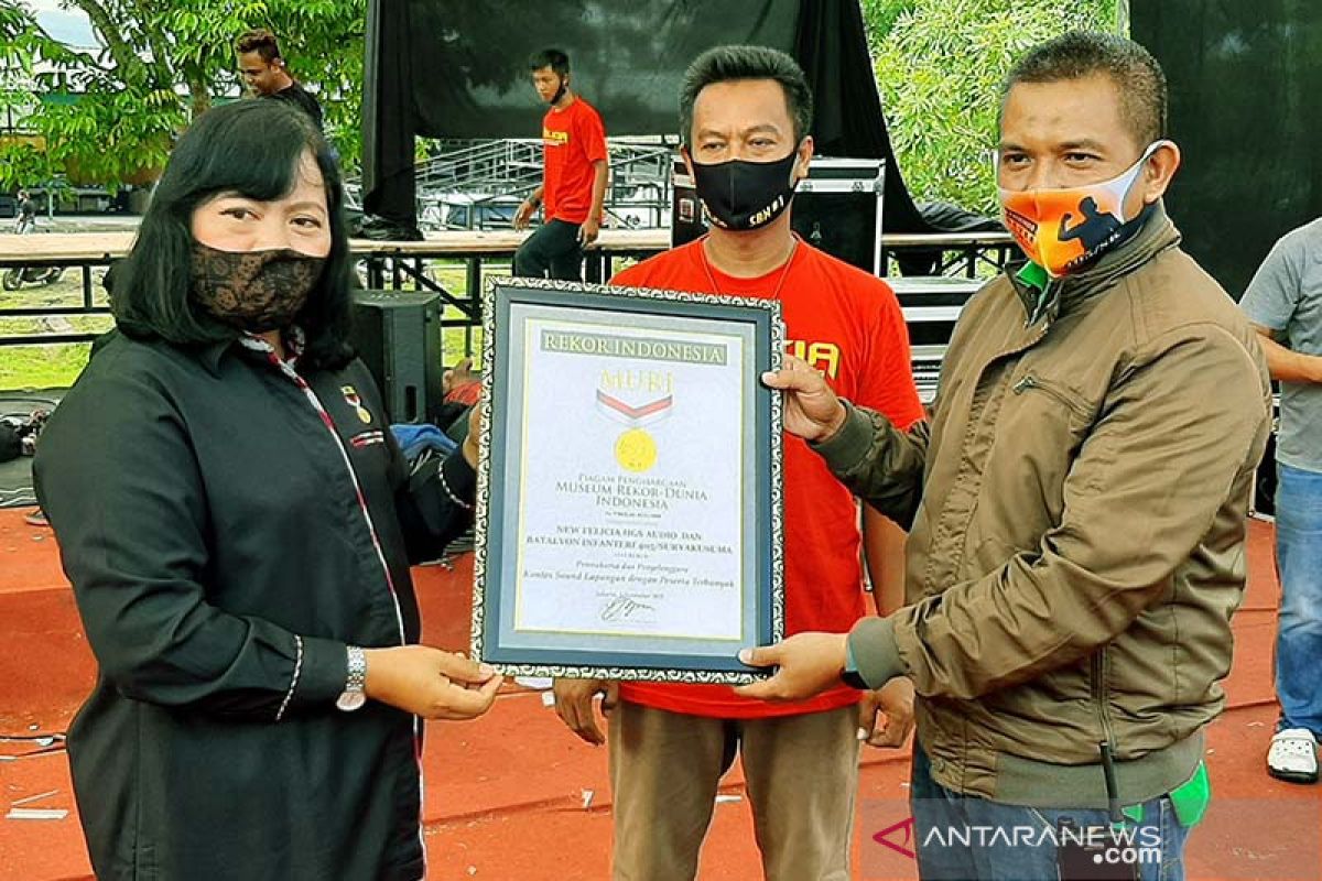 Yonif 405/Suryakusuma ciptakan rekor Muri  "sound"  lapangan terbanyak