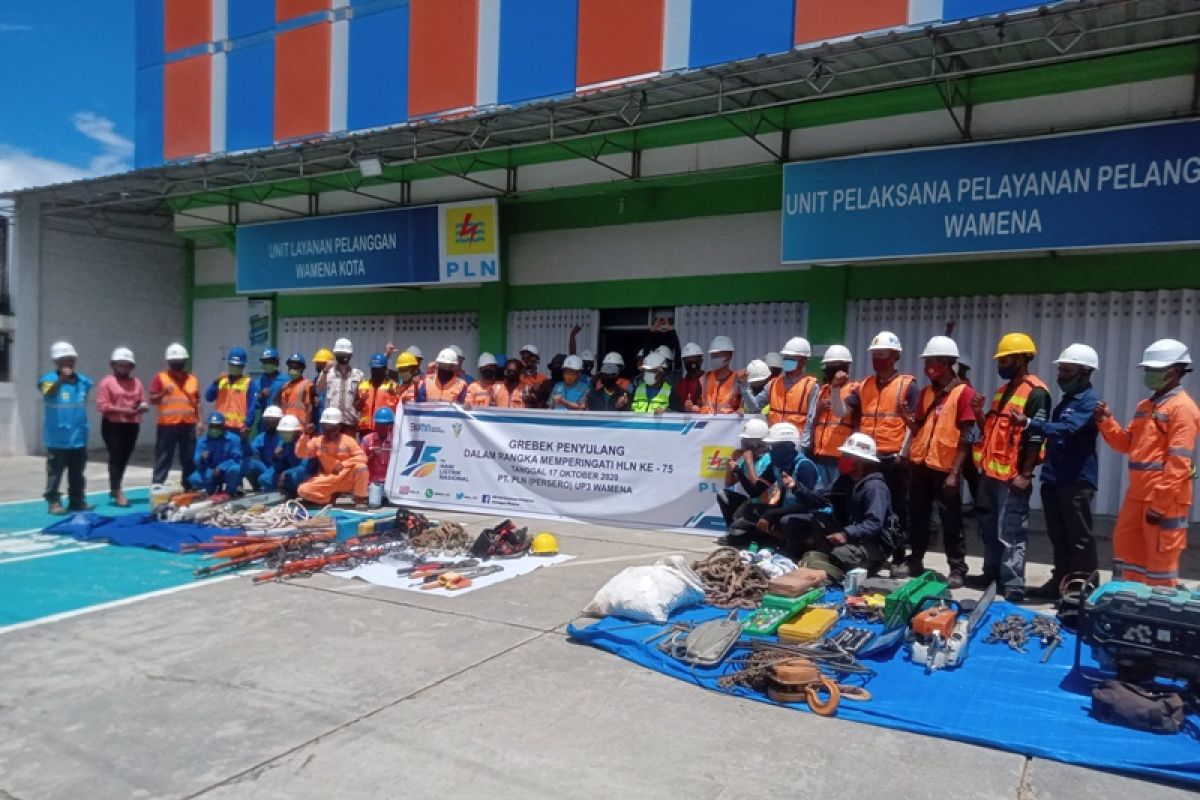 Kantor PLN yang dibakar saat rusuh akan dibangun 2021