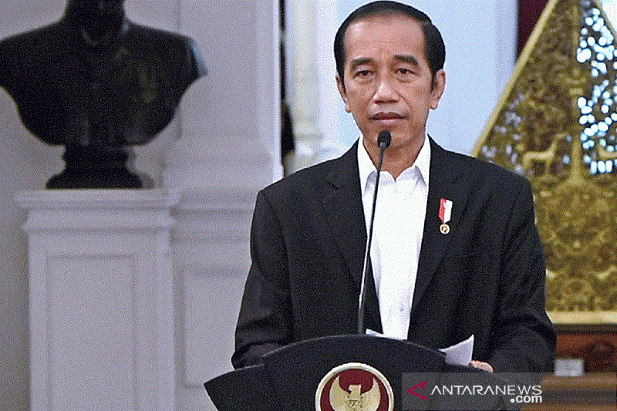 Presiden Jokowi tanda tangani UU Cipta Kerja