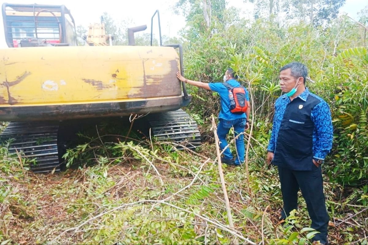 Semakin parah, galian C di Kotim diduga rambah lahan kuburan