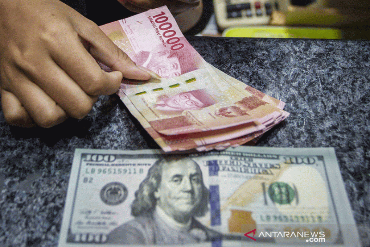 Rupiah melemah dekati level psikologis Rp15.000