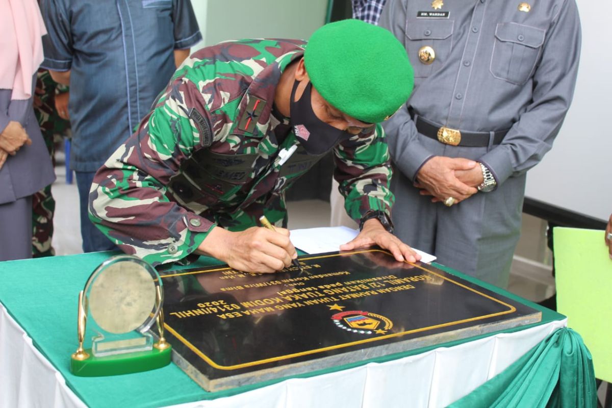 Resmikan bangunan Koramil 12/Batang Tuaka, ini pesan Danrem 031/Wira Bima