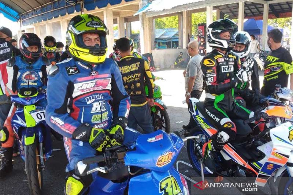 Pebalap se-Kalimantan ikuti Walikota Cup Exrider di Palangka Raya