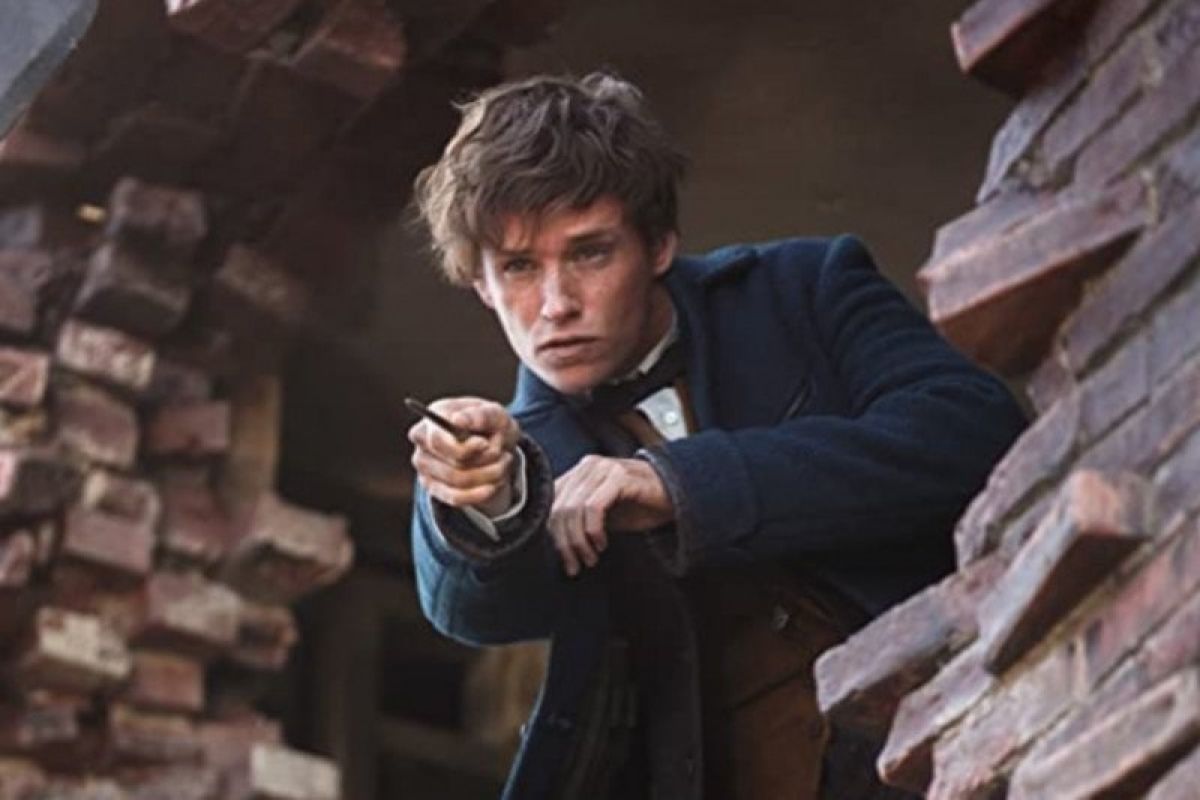 Warner Bros umumkan tanggal rilis baru film "Fantastic Beasts 3"