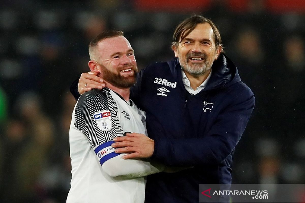 Phillip Cocu dipecat, Rooney jadi pelatih Derby