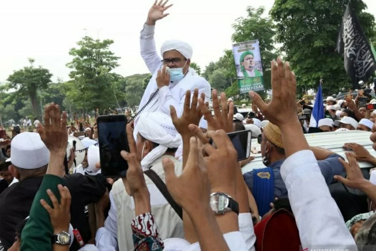 Baskara: Pemerintah harus larang Rizieq Shihab kumpulkan massa