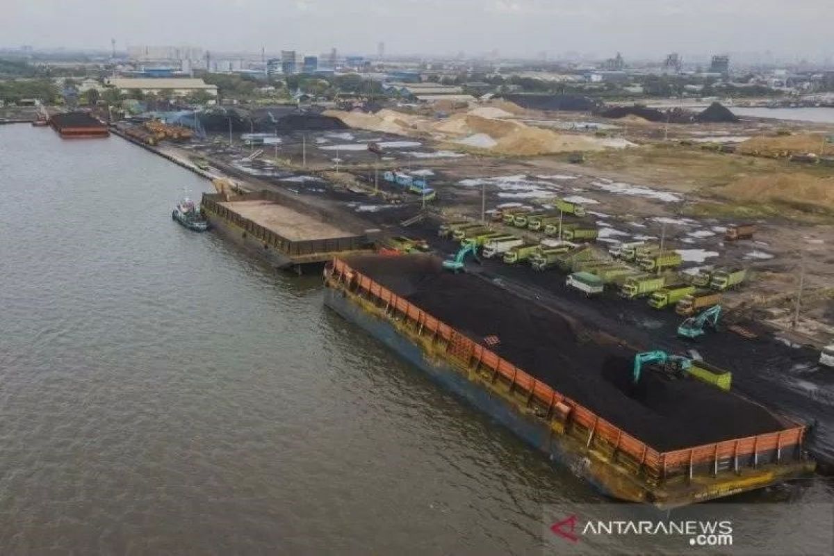 Kemendag berupaya jaga distribusi bahan pokok dan biaya logistik