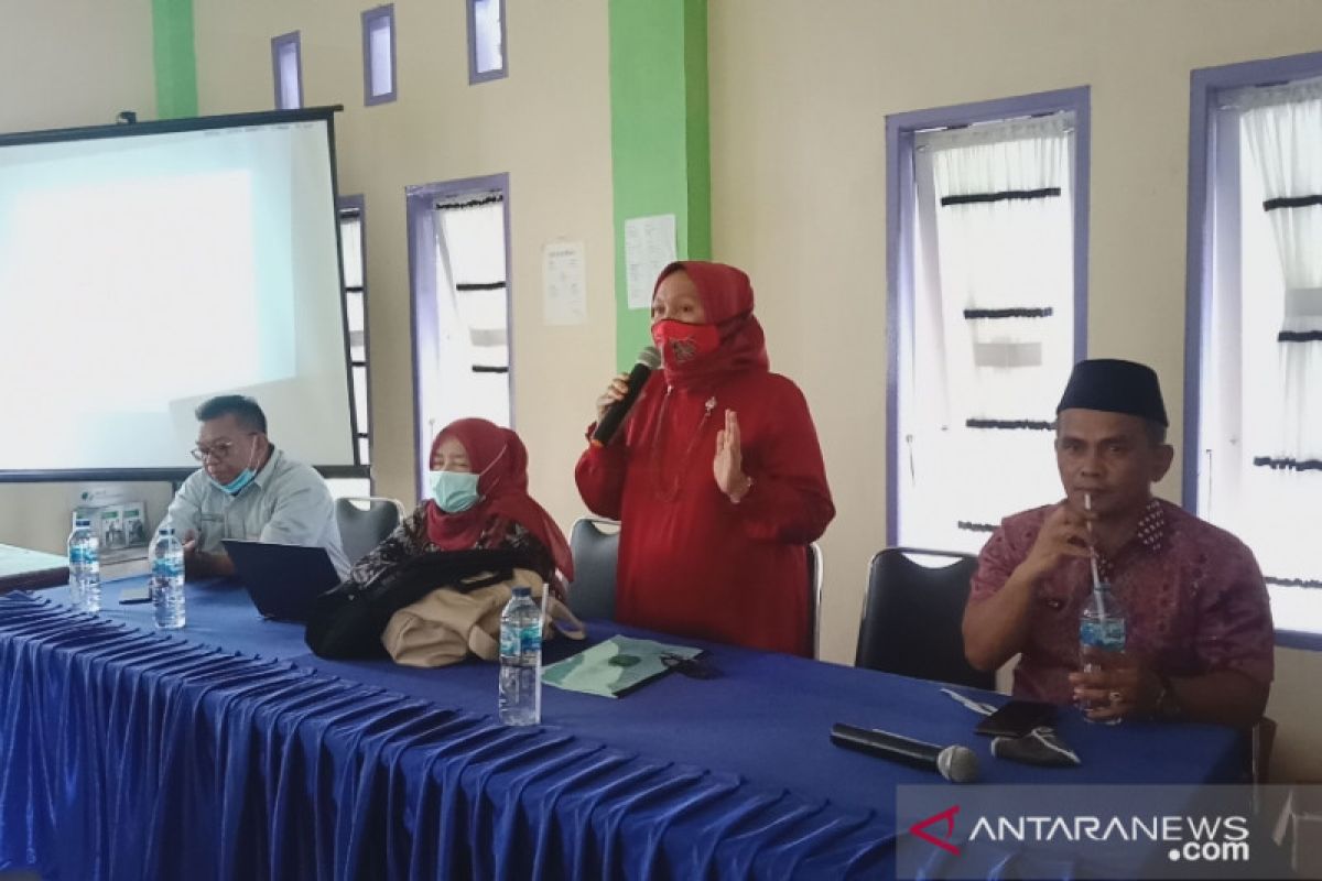 Pengabdian Masyarakat Unand : Meningkatkan Produktivitas Peternak Nagari Ampang Pulai Pesisir Selatan.