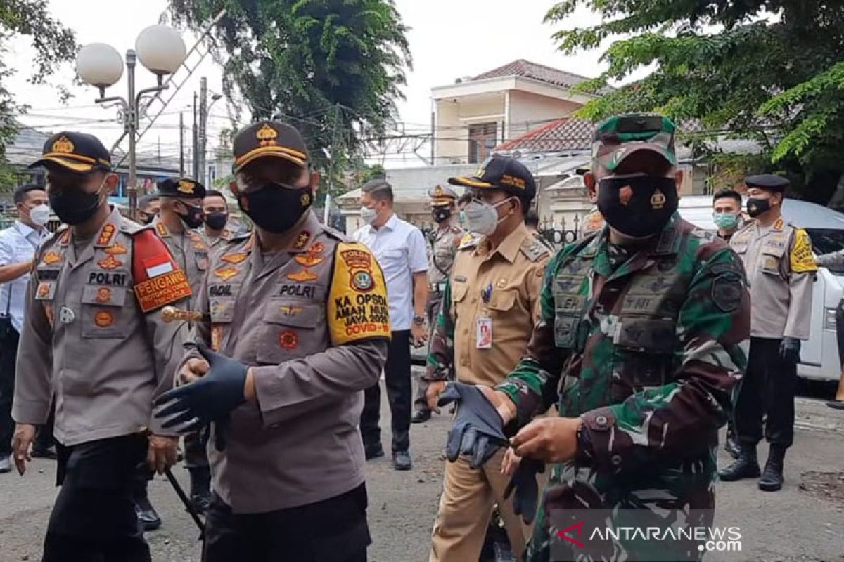 Enam pengikut Rizieq Shihab tewas ditembak, Polda: Mereka menyerang