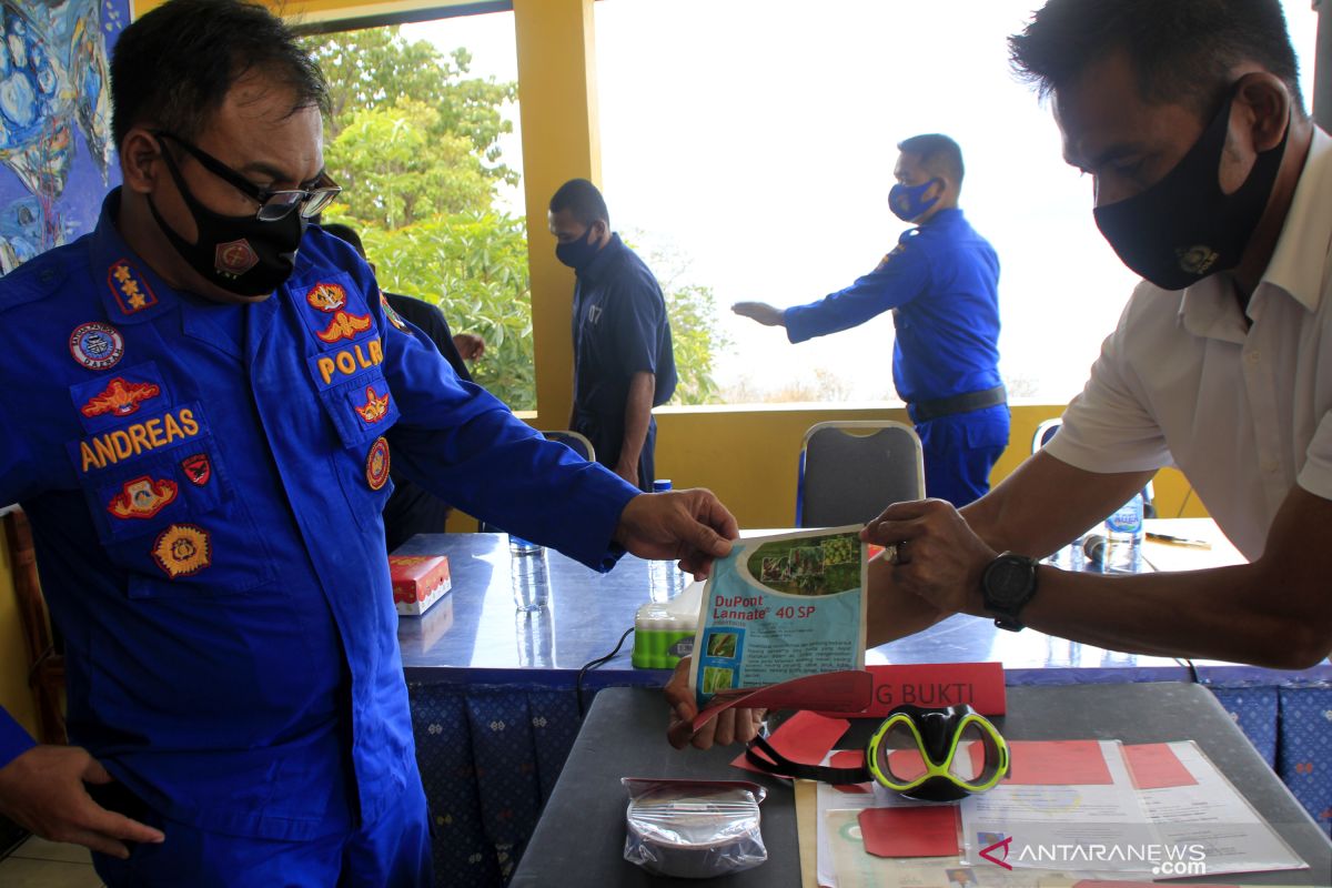 Polisi temukan jenasah  pria di atas kapal nelayan