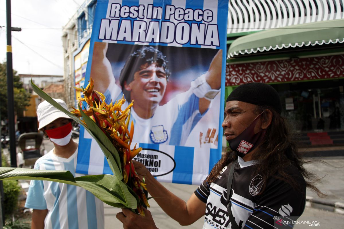 Legenda Argentina Maradona dimakamkan di luar Buenos Aires