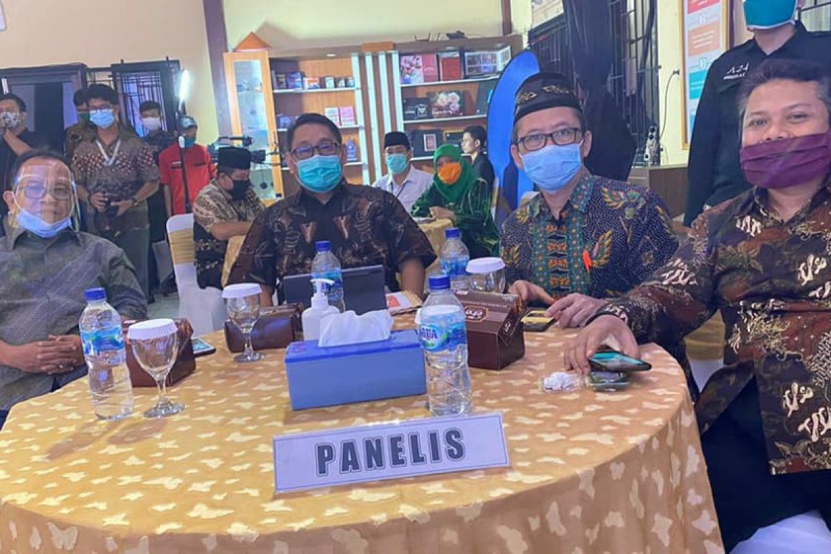 Rektor UMP dipercaya jadi panelis debat publik kandidat Pilkada Purbalingga