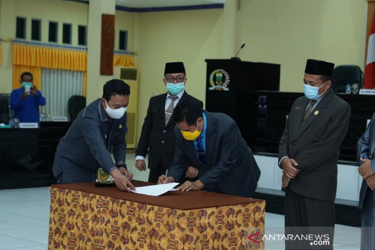 Pjs Bupati Keerom minta OPD bekerja efisien setelah APBD 2021 disahkan