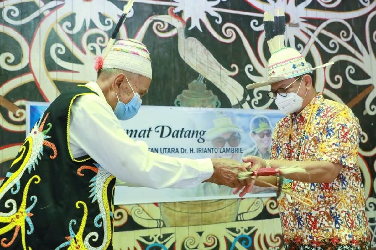 Irianto Datangi Desa Terluar Bulungan