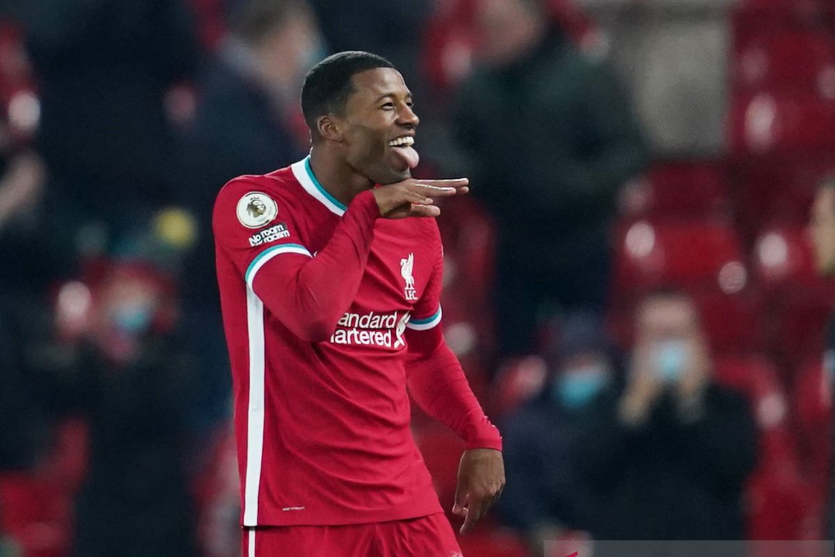 Gelandang timnas Belanda Georginio Wijnaldum konfirmasi kepindahannya ke Paris Saint-Germain