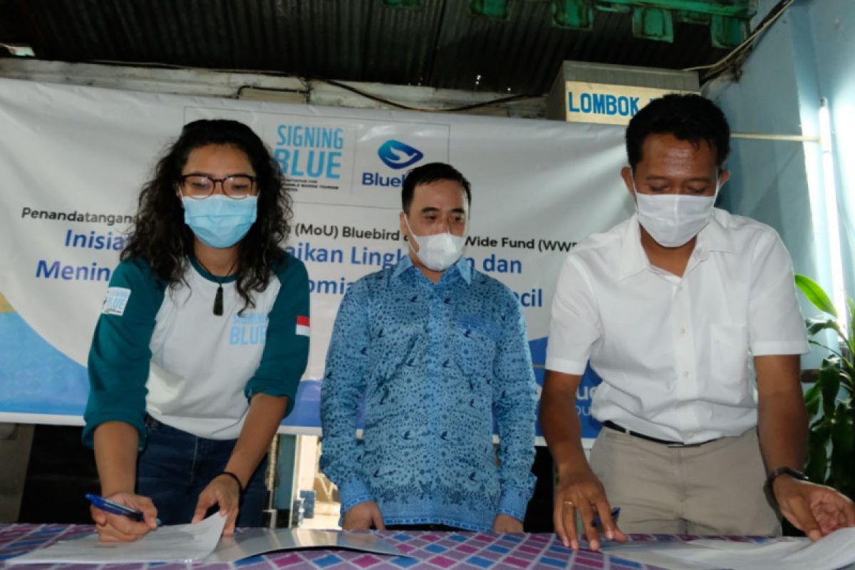 WWF-Bluebird bersinergi jalankan program Signing Blue